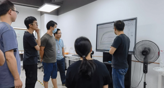 自主研发,敢为先锋